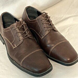 Alfani men’s cap toe dress shoes